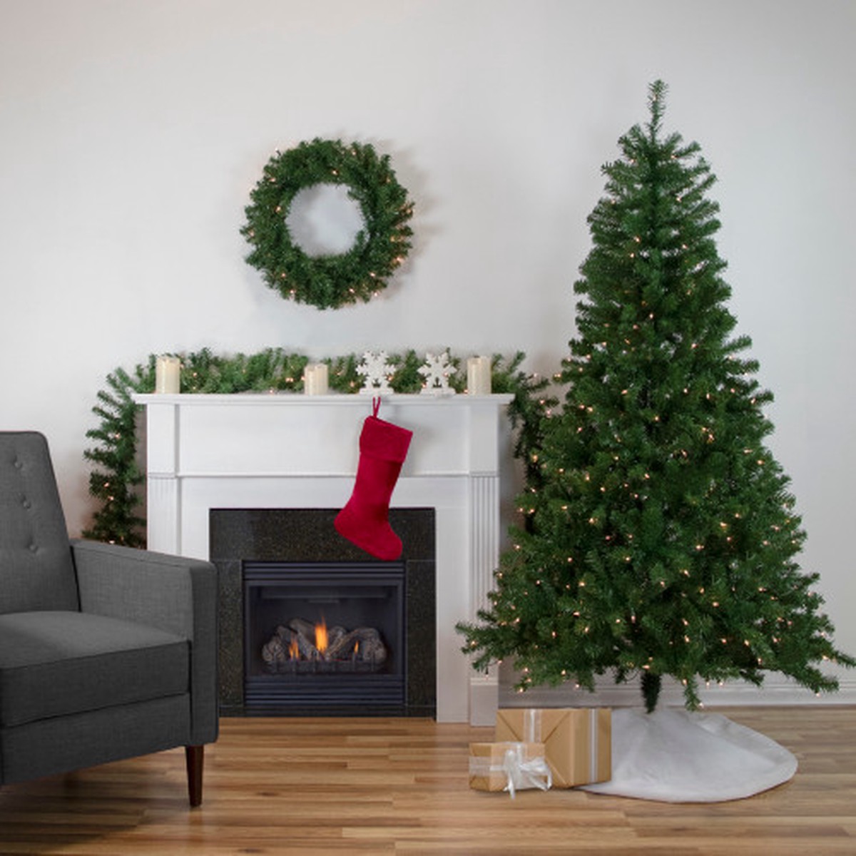 4-Piece Artificial Wolcott Spruce Christmas Tree, Wreath and Garland Set, Clear Lights