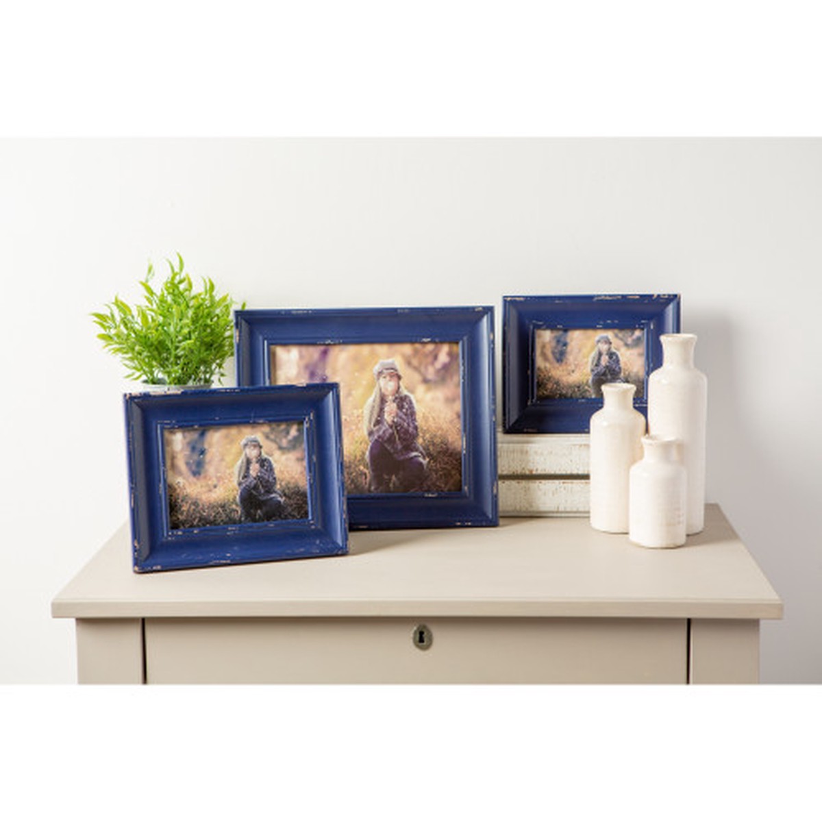 Weathered Finish Picture Frame – for 4″ x 6″ photo – Navy