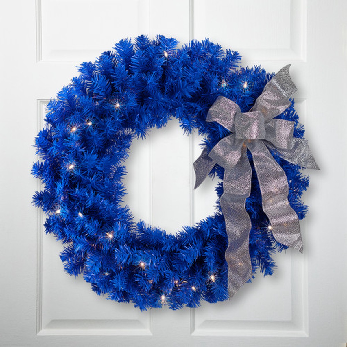 Pre-Lit Artificial Pine Christmas Wreath – 24″ – Royal Blue – Clear Lights