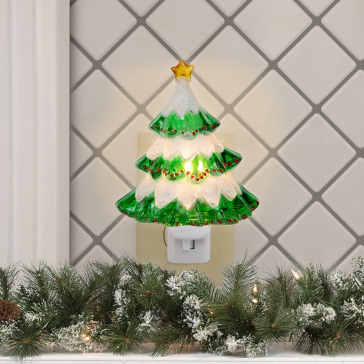 5.75″ Glittered Christmas Tree with Star Topper Night Light – Green and White