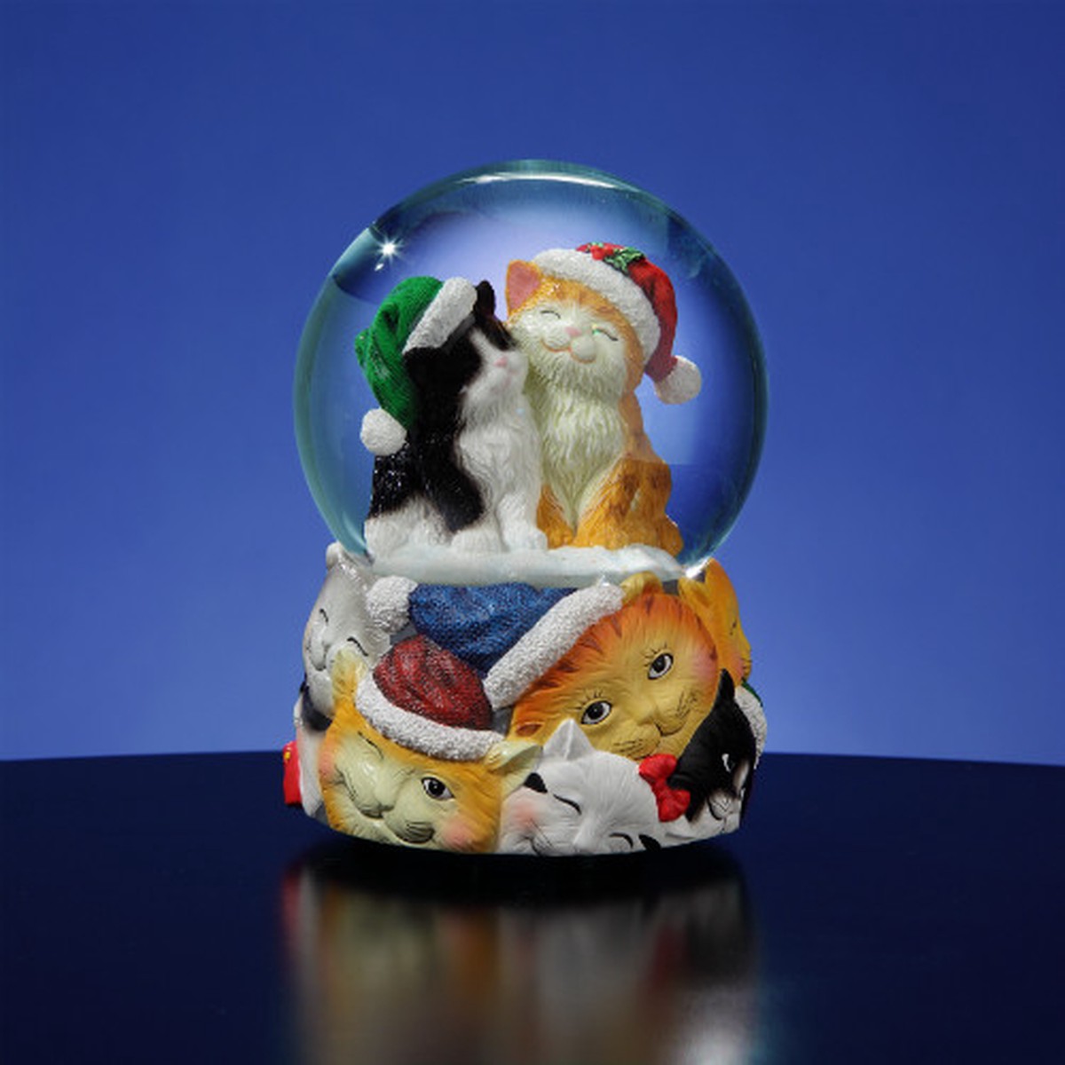 5.75″ Decorative Whimsical Christmas Cats Snow Globe