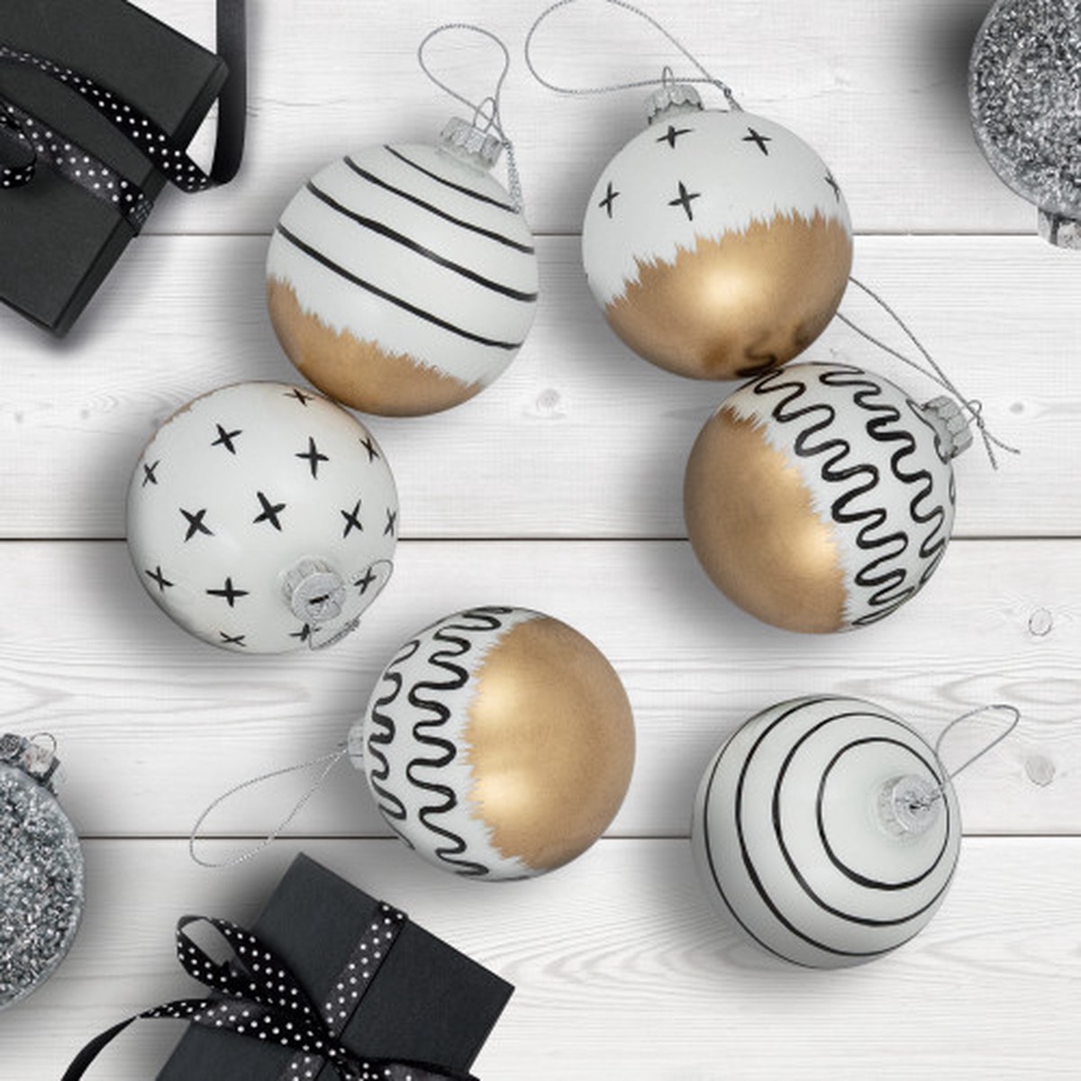 Abstract Glass Ball Christmas Ornaments – 3″ (80mm) – White and Black – 6ct