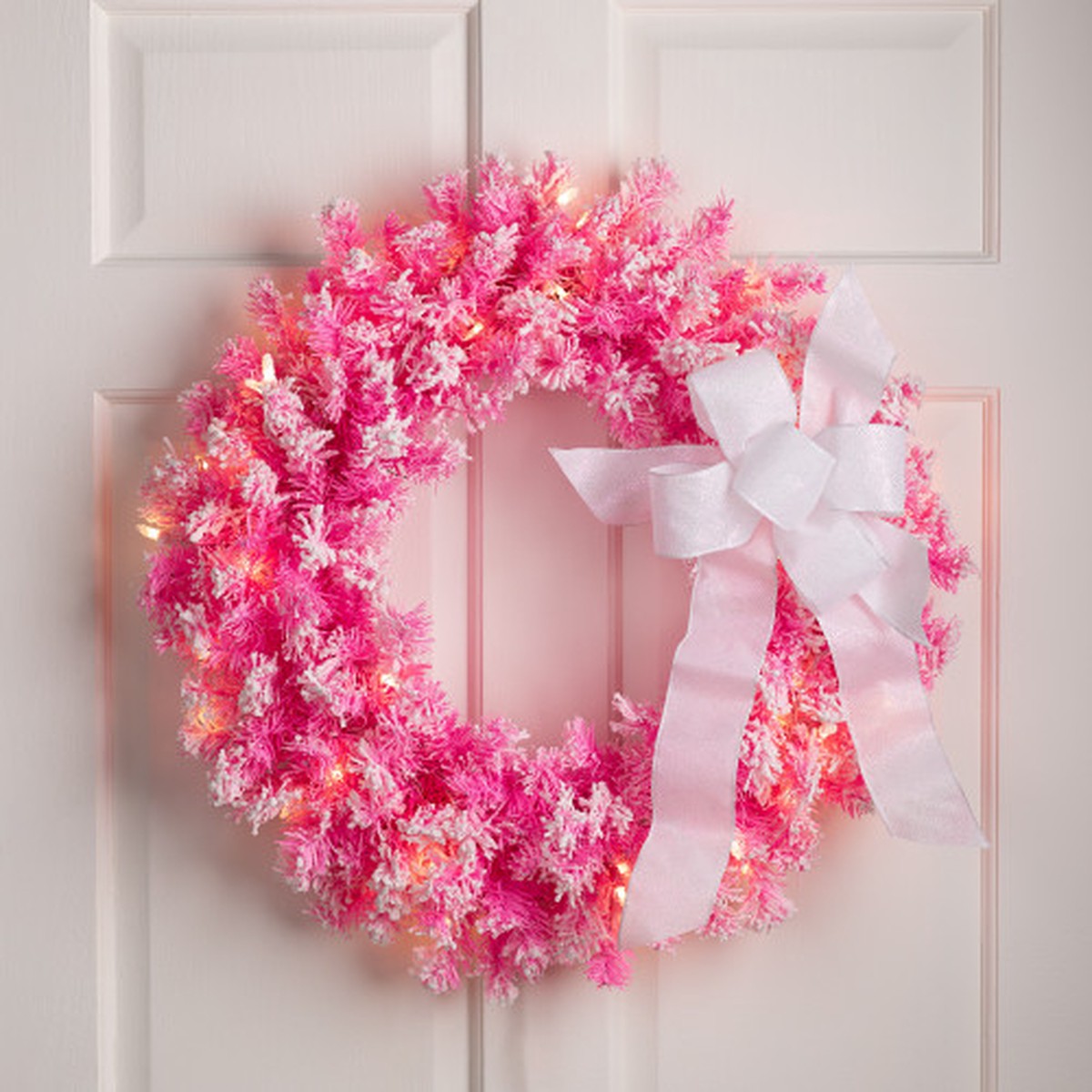 Pre-Lit Flocked Pine Artificial Christmas Wreath – 24″ – Pink – Clear Lights