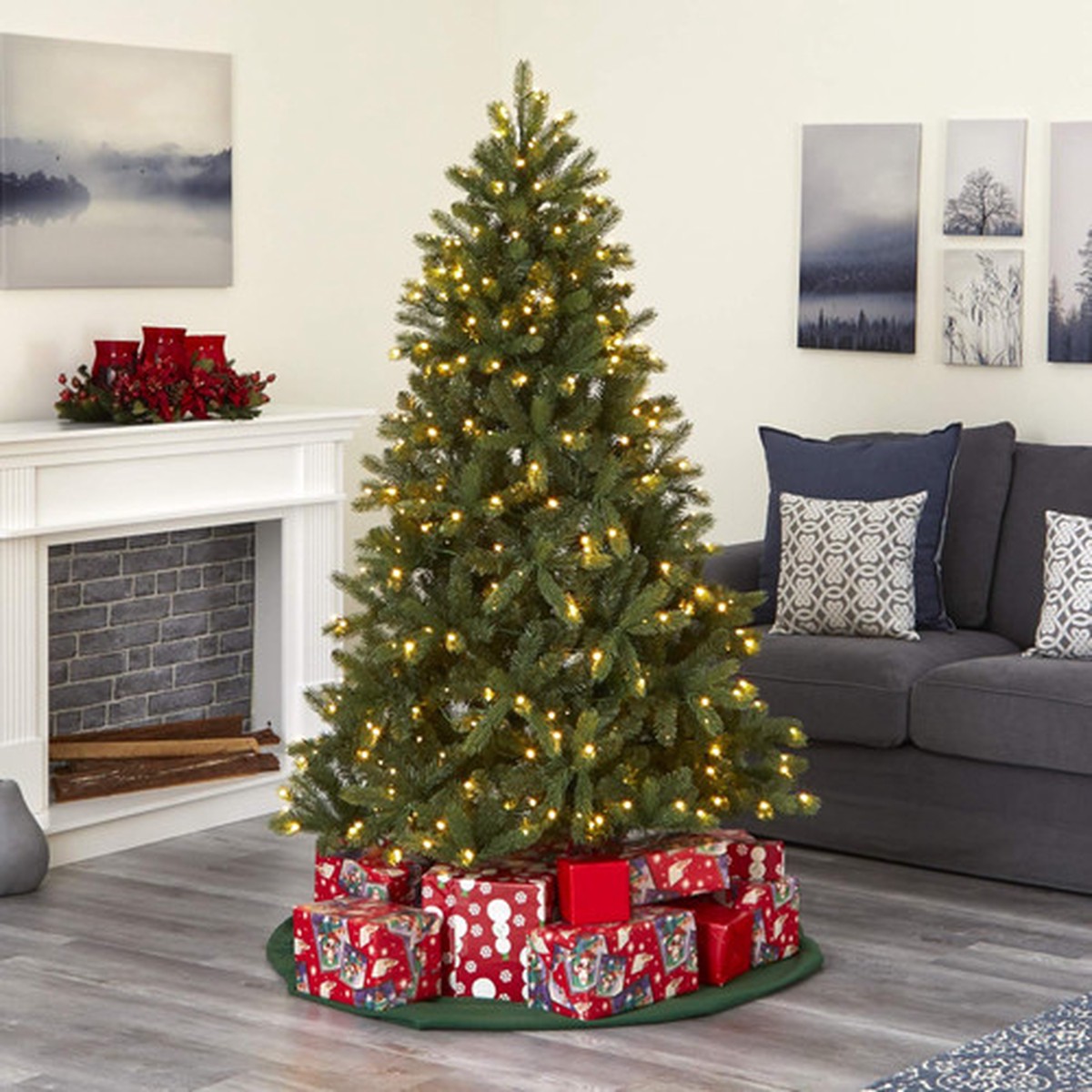 Pre-Lit Haven Spruce Medium Artificial Christmas Tree – 6′ – Clear LED Lights