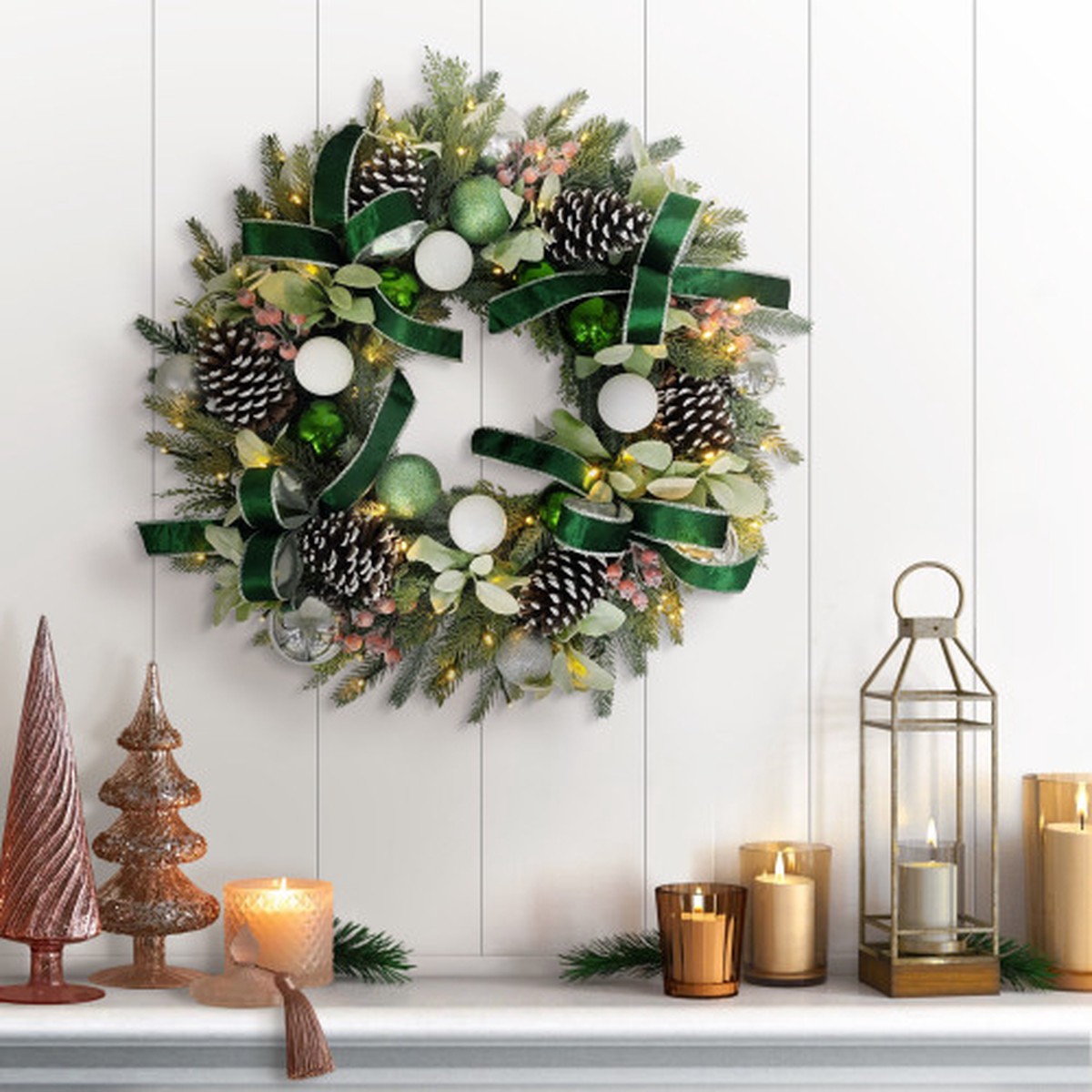 Pre-Lit Artificial Christmas Wreath with Bows – 26″ – Warm White LED Lights