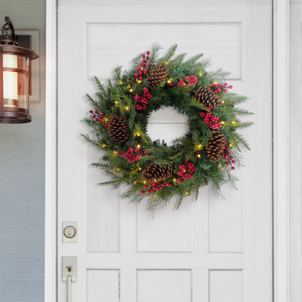 Pre-Lit Artificial Christmas Wreath with Pinecones and Berries – 24″ – Warm White LED Lights
