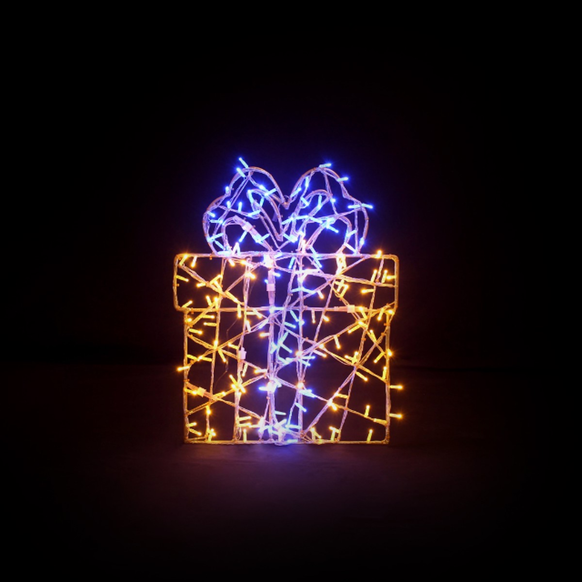 Large 2D Gift Box Decoration, LED Lit (Warm White/Blue), 31″ – Default Title
