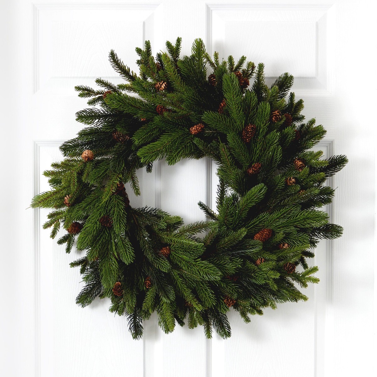 30 Pine & Pinecone Wreath