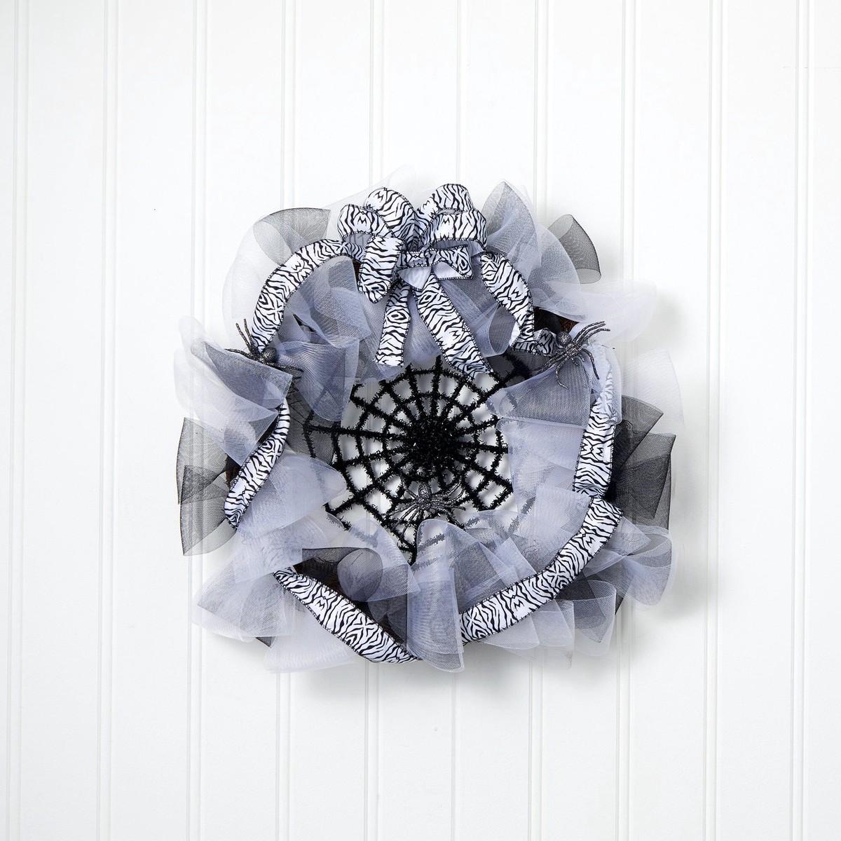 26 Halloween Spider Web Mesh Wreath