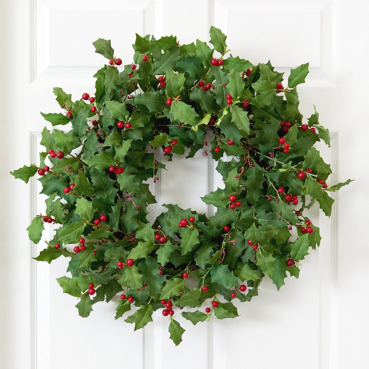 28 Holly Berry Artificial Wreath