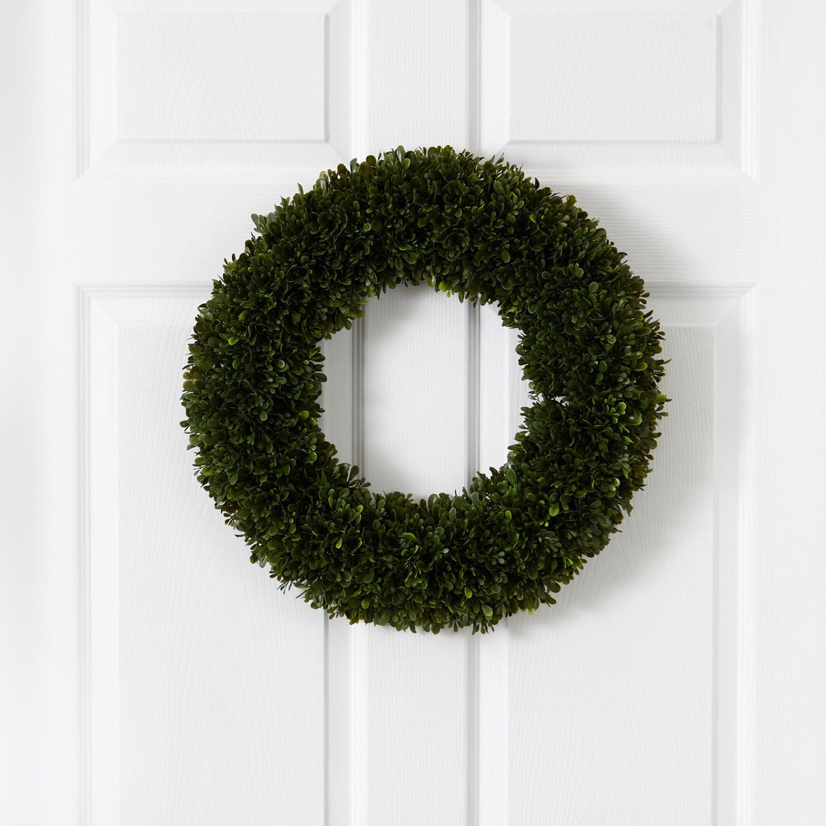 19.5 Tea Leaf Wreath UV Resistant (Indoor / Outdoor)