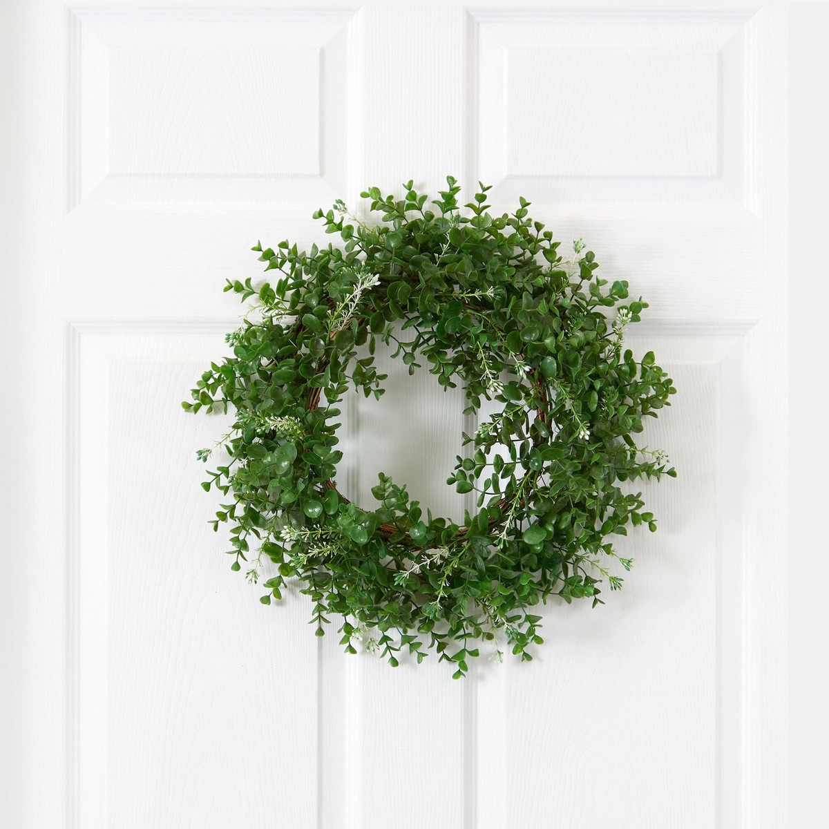18 Eucalyptus Double Ring Wreath w/Twig Base